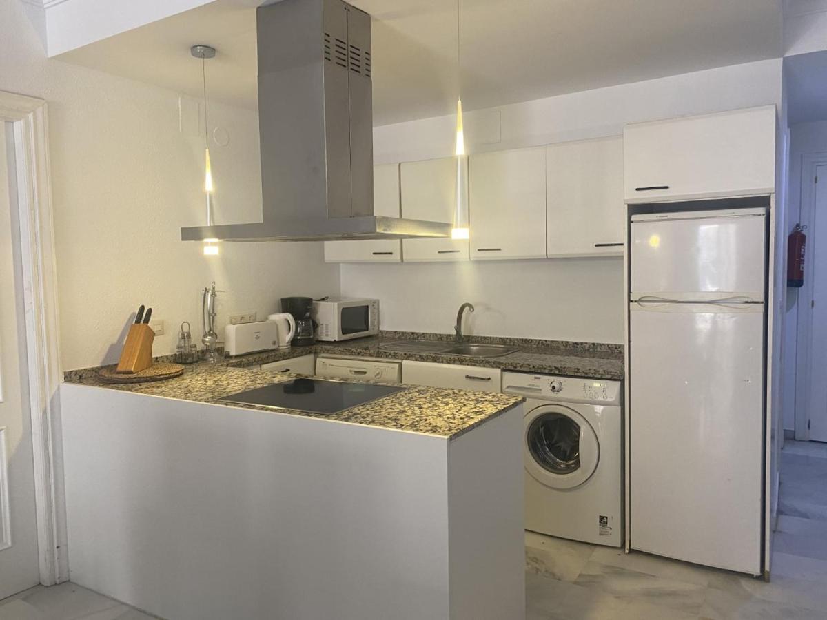 Large And Elegant In Puerto Banus With Pools And Paddle Leilighet Marbella Eksteriør bilde